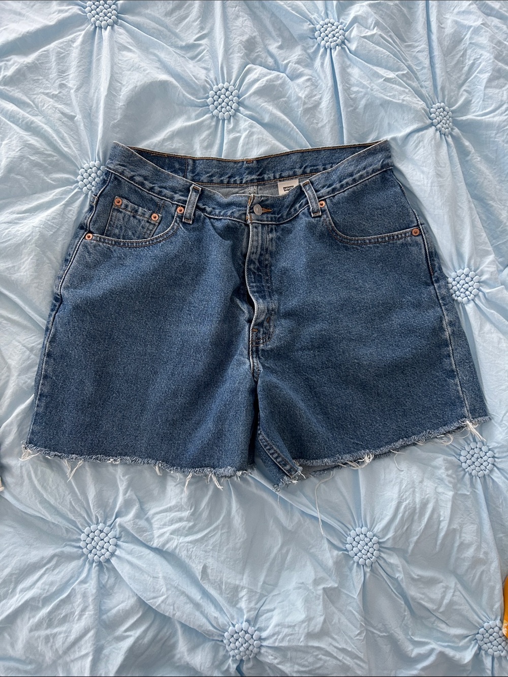 Vintage 1999 Levi’s 15 Junior High Rise Cutoff Denim Shorts,Made in Guatemala